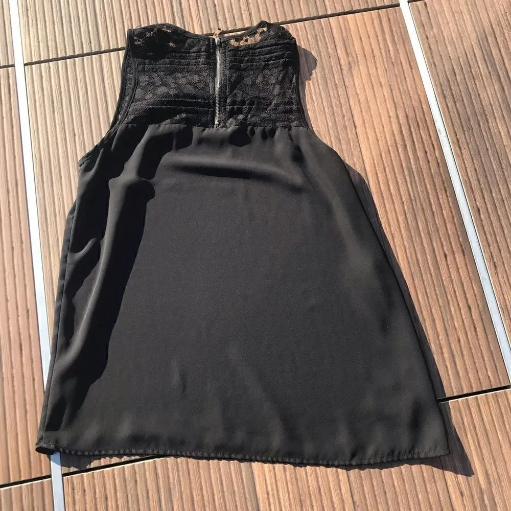 Papermoon Detailed Tank Top - Picture 2 of 7